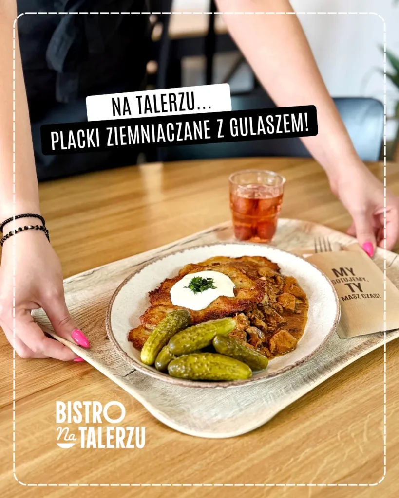 domowe placki z&nbsp;gulaszem